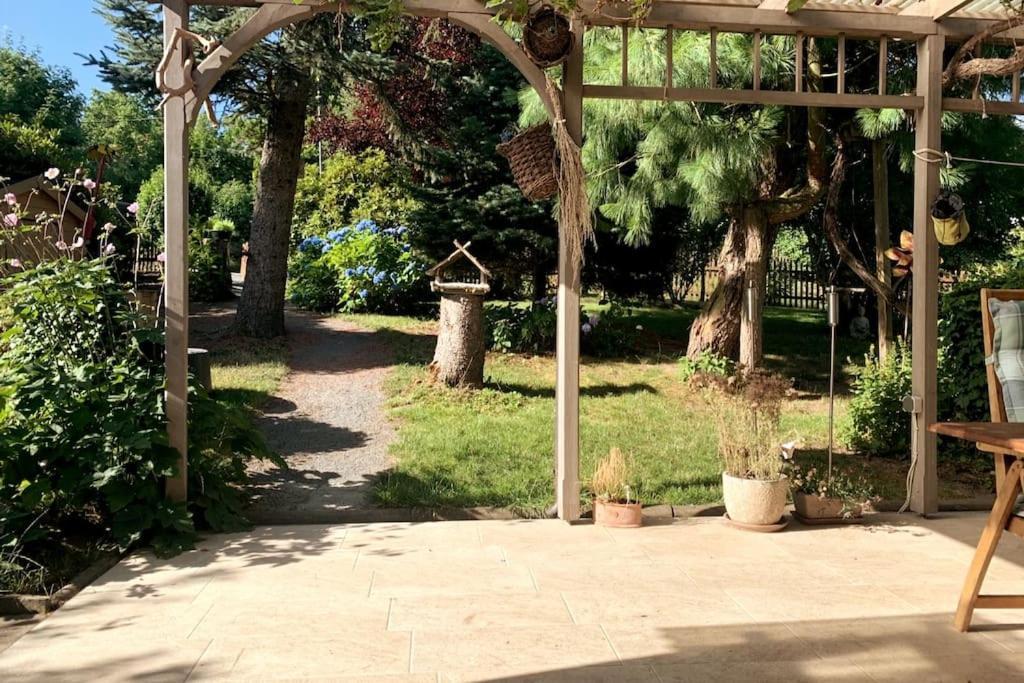 Familienfreundliches Landhaus "Karin" Mit Pool Struppen Extérieur photo
